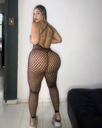 Adriana Marin