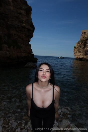 adrianavalentinaa