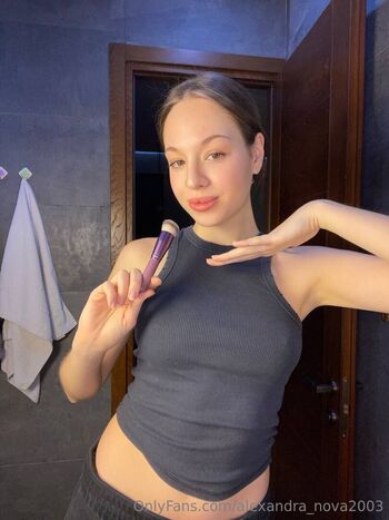 alexandra_nova2003