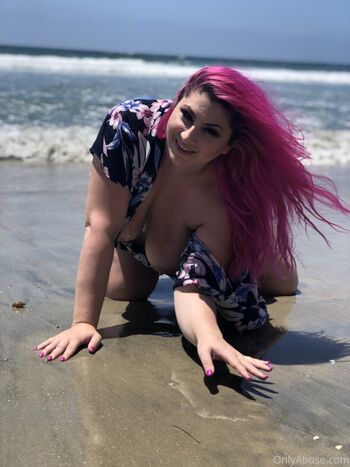 alexisabuse
