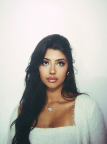 Aliza Shan