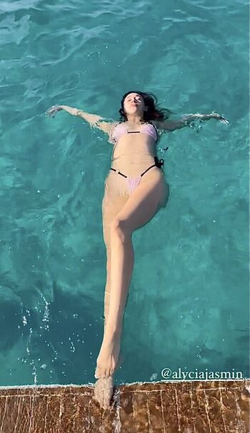 Alycia Debnam Carey