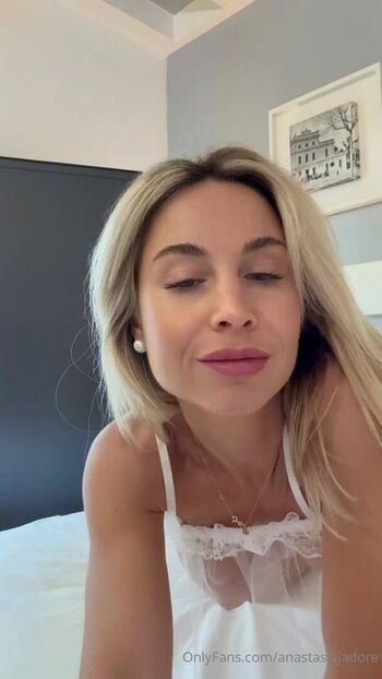 Anastasia Jadore