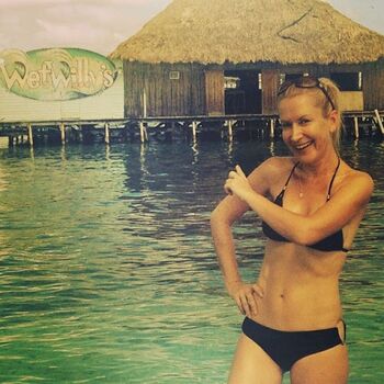 Angela Kinsey