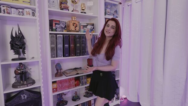 AnnieFuchsia