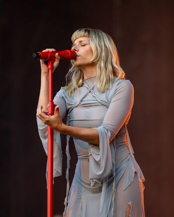 Aurora Aksnes