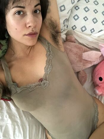 Ava Miu