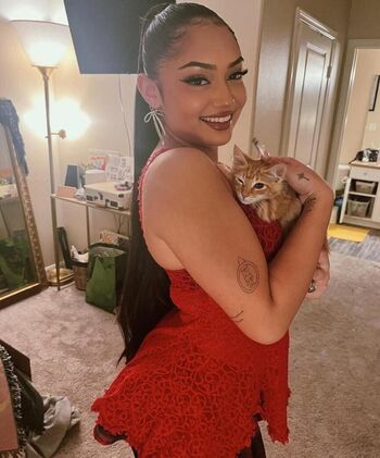 Avani Gregg