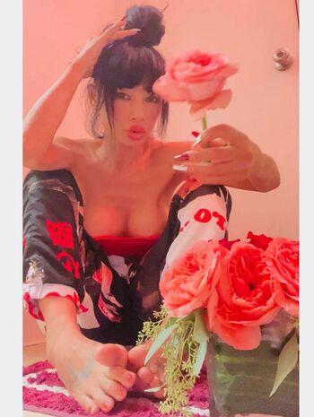 Bai Ling