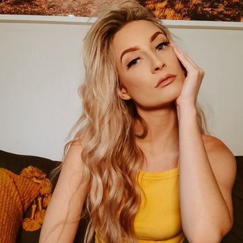 BasicWitGirl