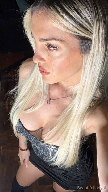 beautifulladyof