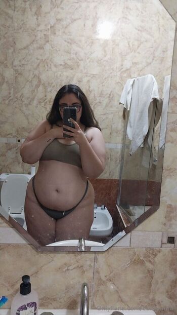 curvyaura