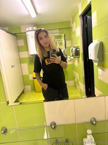 curvydreamjade