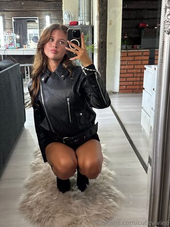 cutievivieee