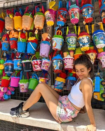 Dana Nomad