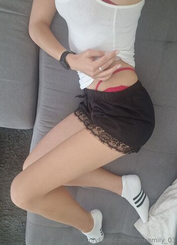deineemily_03