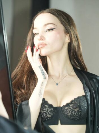 Dove Cameron
