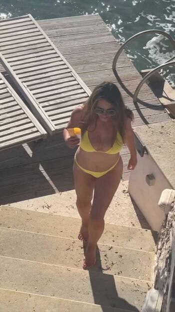 Elizabeth Hurley