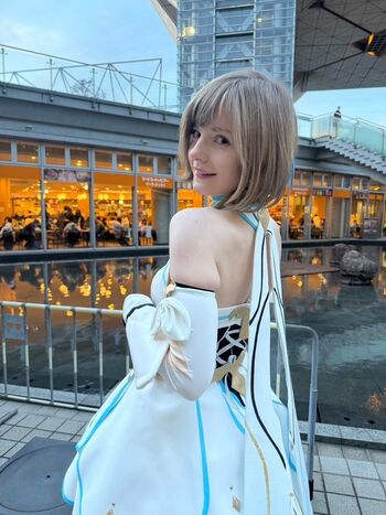 Ella Freya