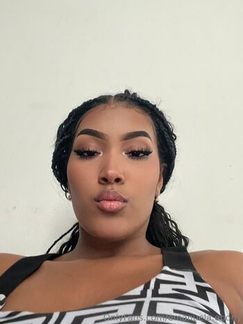 emanuela.ebony