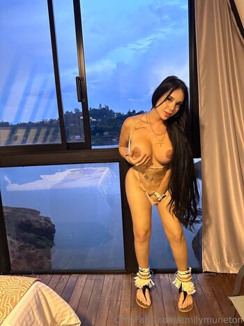 emilymuneton
