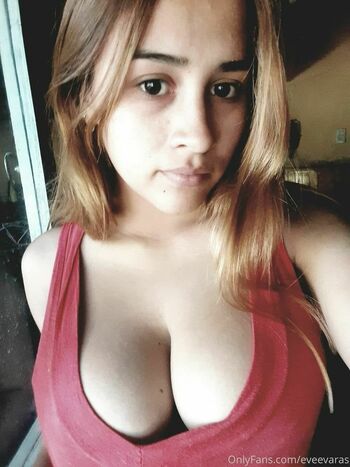 Evee Varas