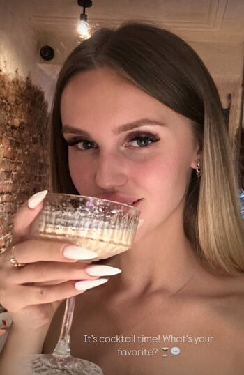 faina_mira