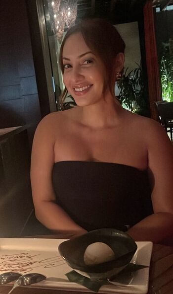 Francia Raisa