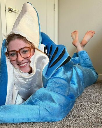 freckled_feet_free