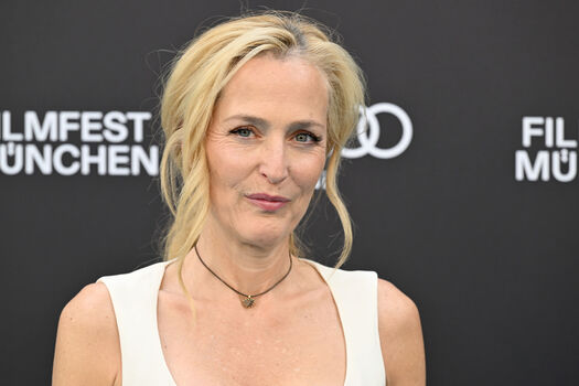 Gillian Anderson
