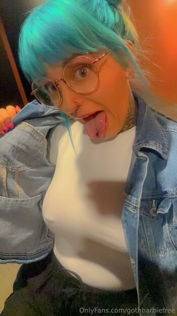 gothbarbiefree