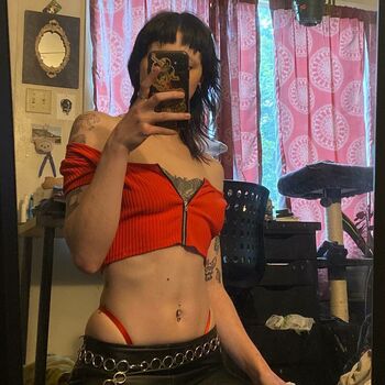 gothbimboxxx