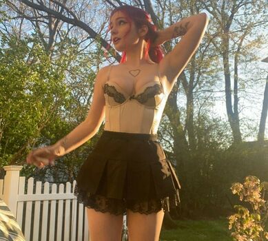 Gothicbratgf