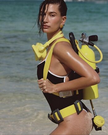 Hailey Bieber