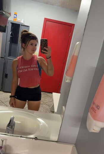 Hannah Barron