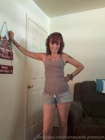 horneywife.premium