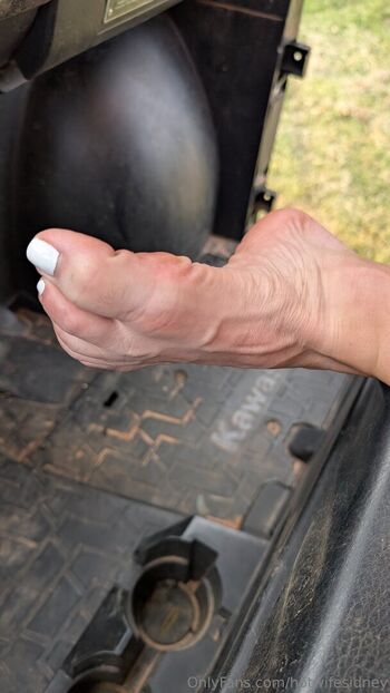 hotwifesidney