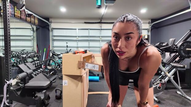 Indi Hartwell