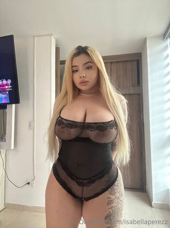 isabellaperezz