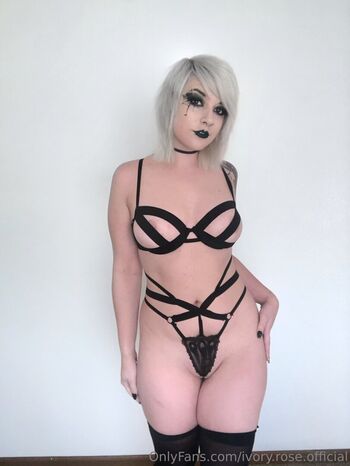 ivory.rose.official