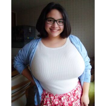 janineaam