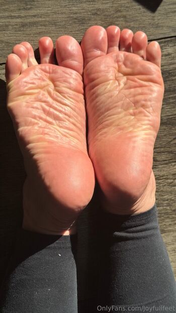 joyfullfeet