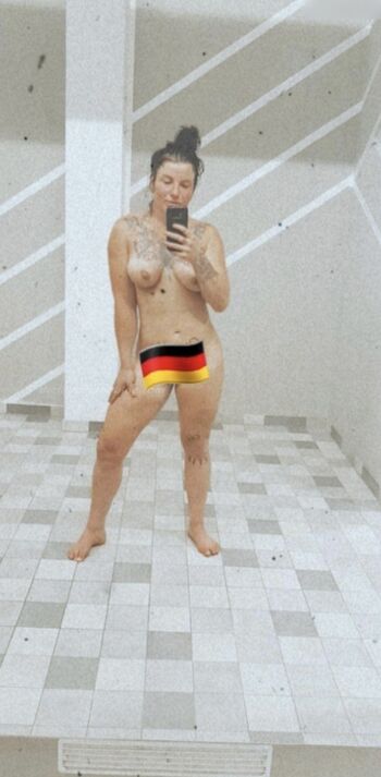 Katharina Lehner