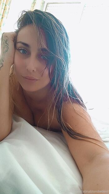 latinablondiedevil