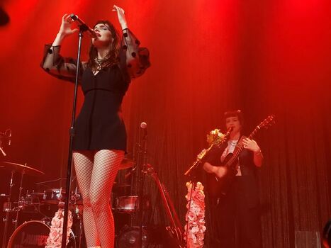 Lauren Mayberry