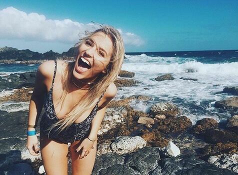 Lennon Stella