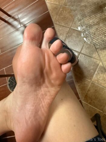 lilas.toes