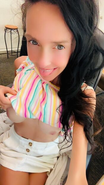 lilrosiedoll