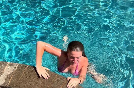 Lizzie Sennott