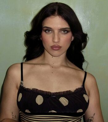 Mae Muller